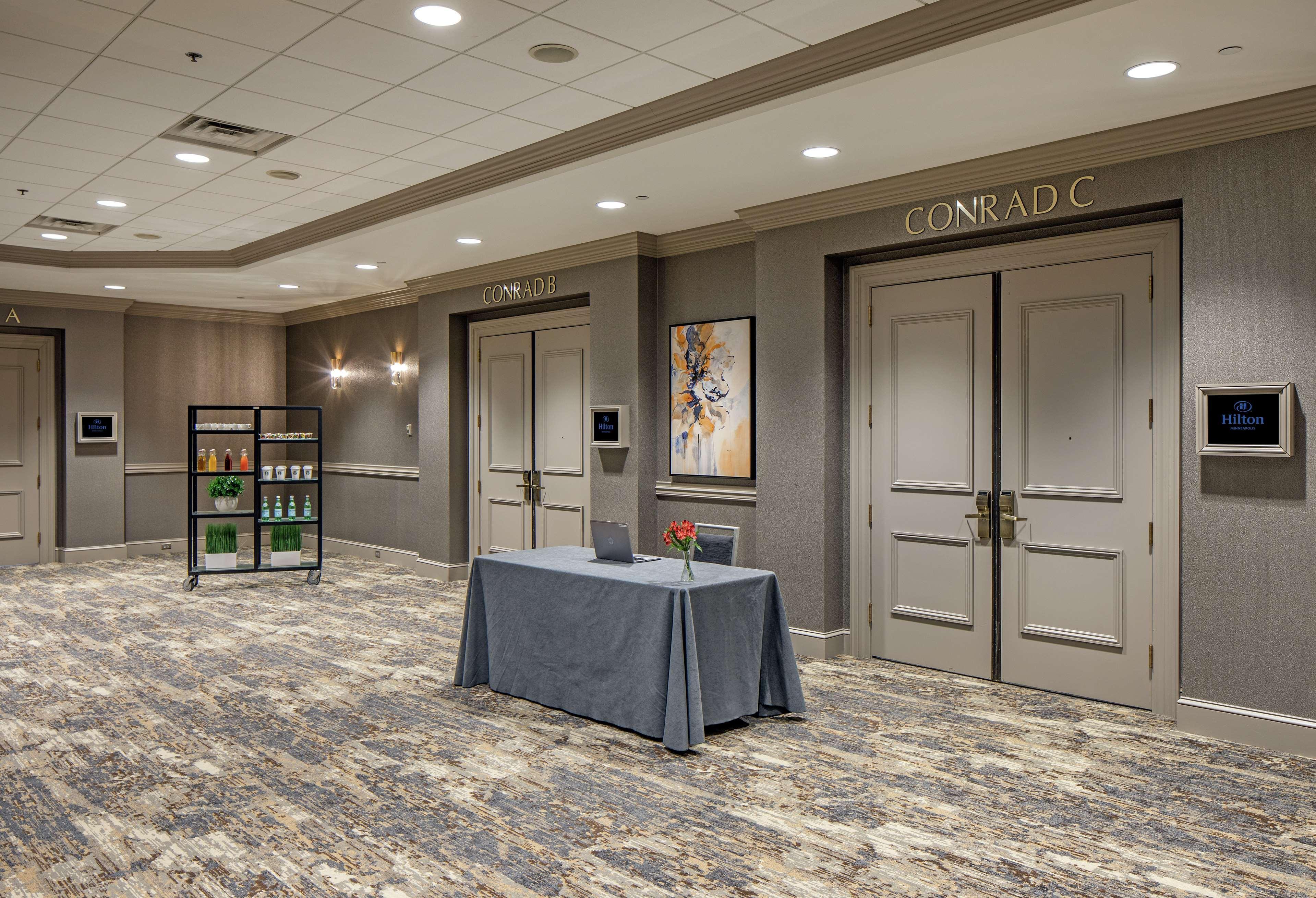 Hilton Minneapolis Zewnętrze zdjęcie